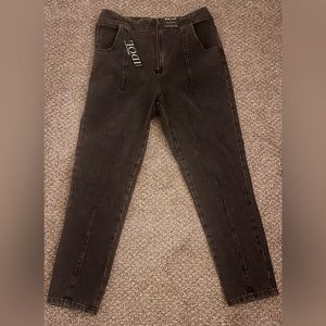 TOPSHOP Idol jeans size  W-32. L 30, US size 10 , faded black denim , Brand New!